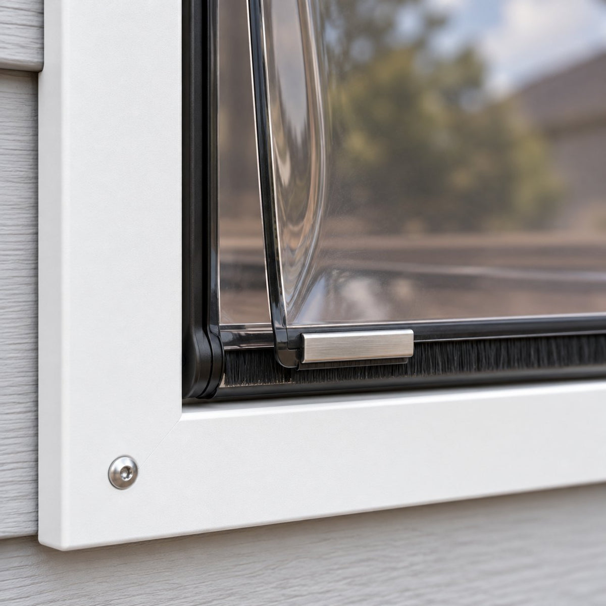 Illustration: double flap with weatherstripping and magnetic strip